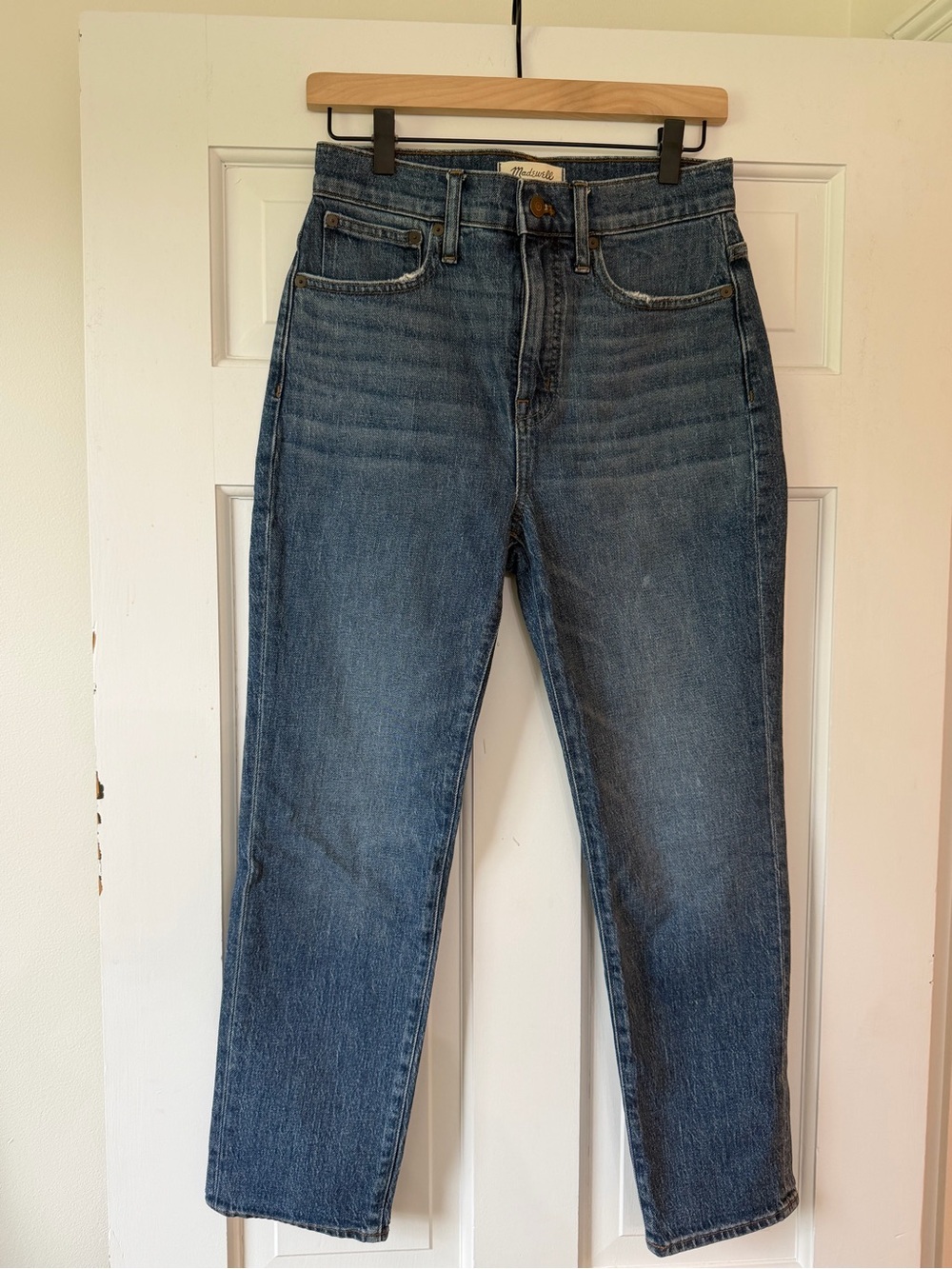 Madewell Classic Straight-Leg Jeans in Medium Blue Wash